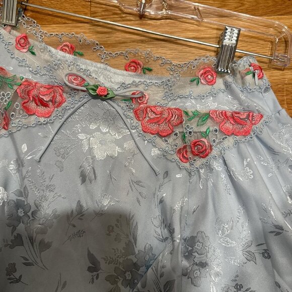 🌿For love and Lemons Vintage Rose Eyelet Bra + Slip Skirt Set 🌿💙 - Picture 8 of 8